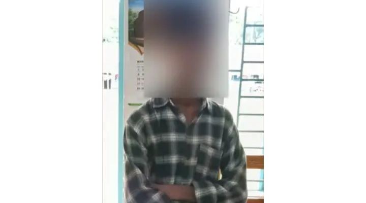 বাউফলে পরীক্ষাকেন্দ্রে অস্ত্রসহ শিক্ষার্থী আটক